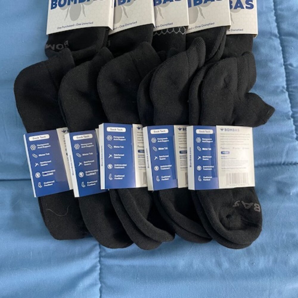 Medium Bombas Socks x 10 BUNDLE Black Ankle Womens GOTH New ATHLETIC Deal - Picture 3 of 9